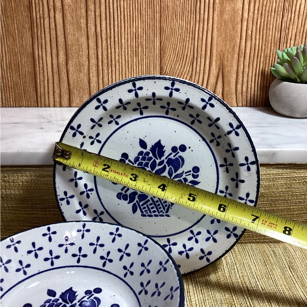 Midwinter Classic Blue and White Stoneware Set 2 bowls, 2 plates - Picture 3 of 7